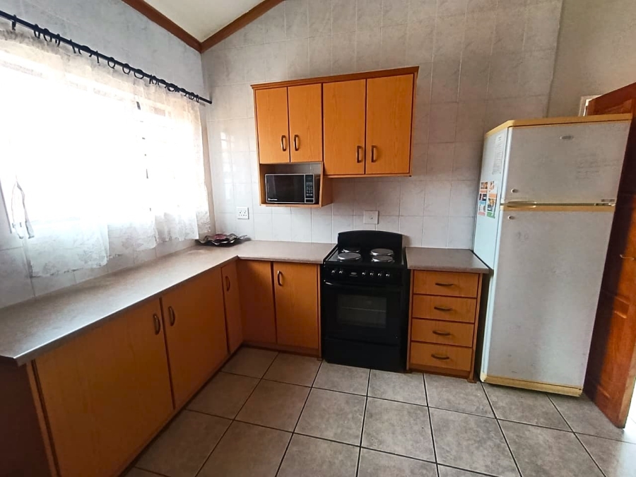 2 Bedroom Property for Sale in Langenhovenpark Free State